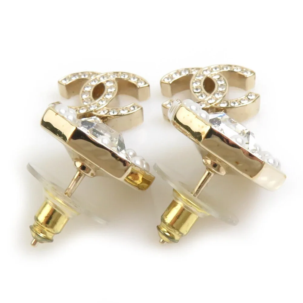 CHANEL gold logo